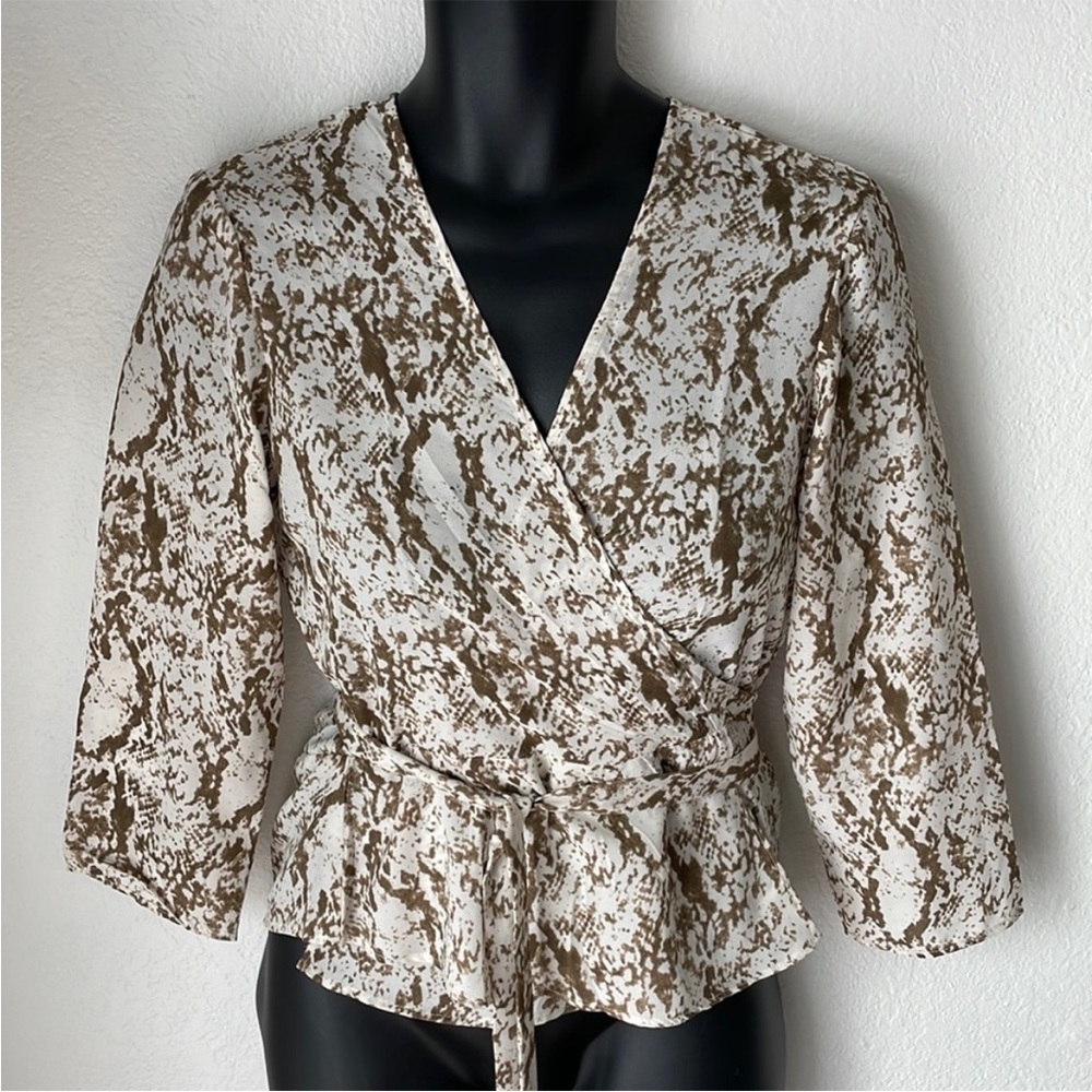 🆕 David Bitton Snake Print‎ Top